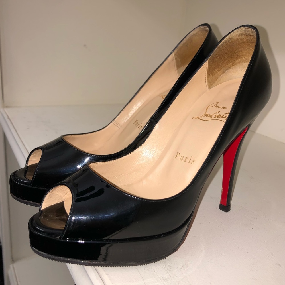 Christian louboutin peep toe heels